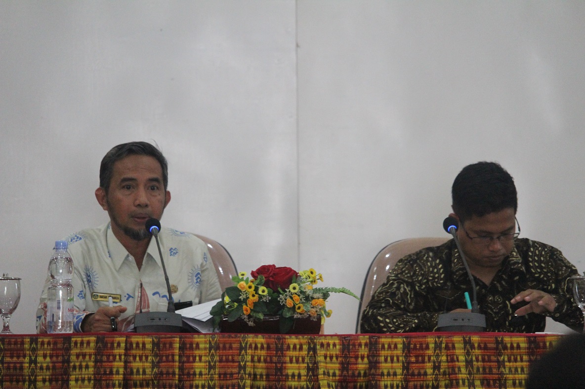 Kepala BPMP Sulbar Bapak Dr. Haksan Darwangsa, M.Si. memimpin Rapat Internal