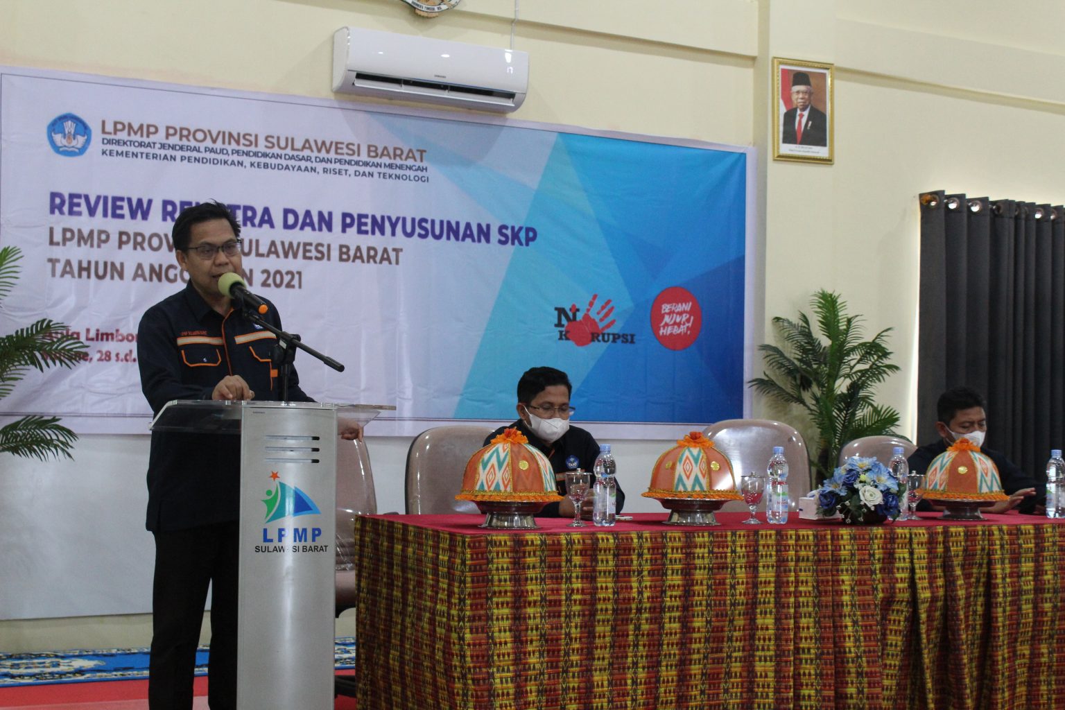 Review Renstra dan Penyusunan SKP LPMP Provinsi Sulawesi Barat T.A. 2021